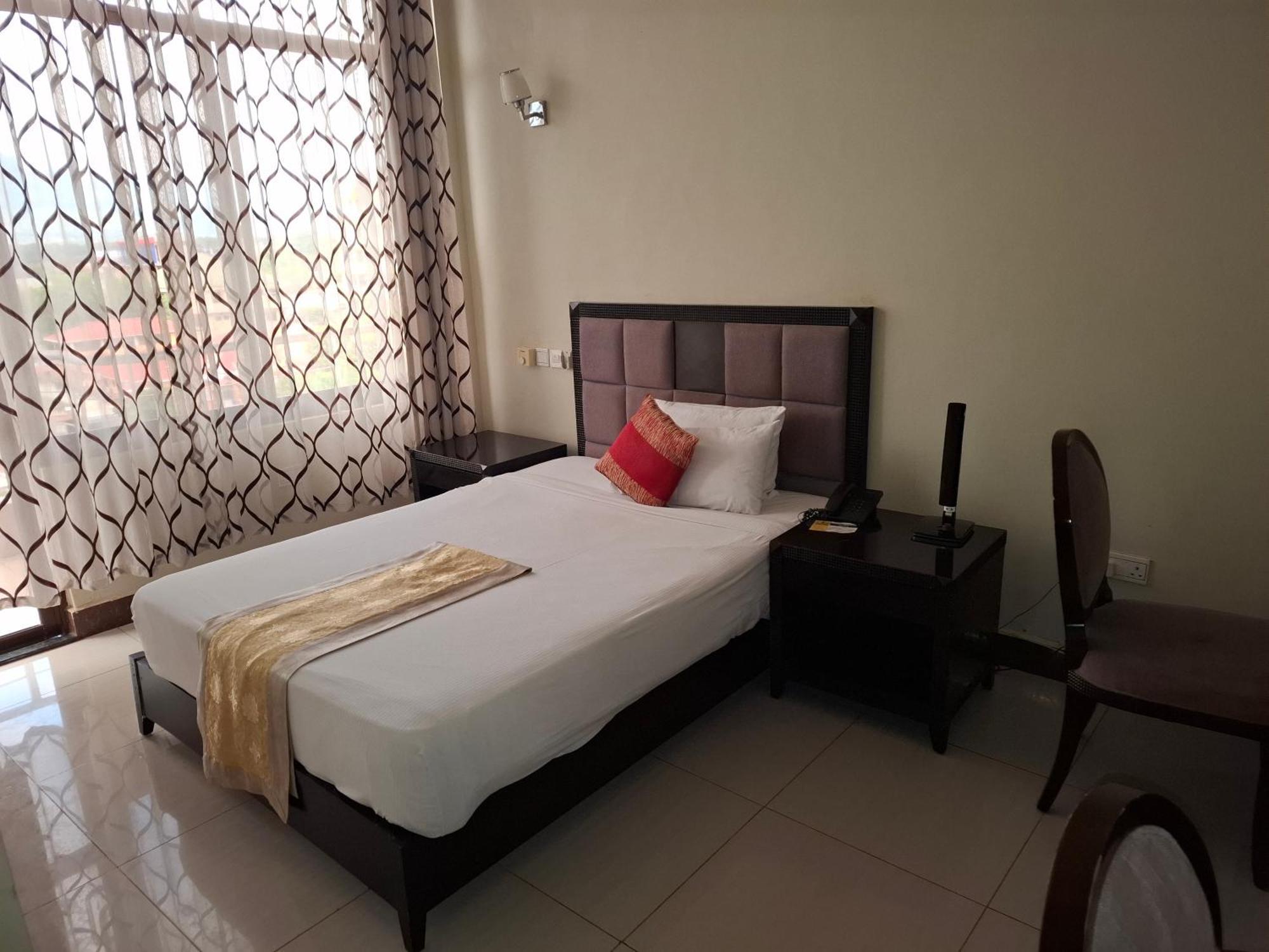 Flomi Hotel Morogoro Ngoại thất bức ảnh